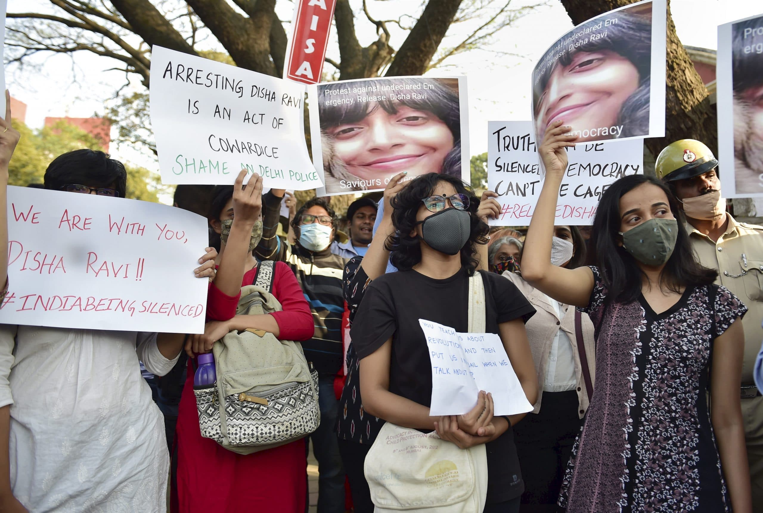 Toolkit Case: दिशा रवि के सहयोगी शांतनु को बंबई हाईकोर्ट ने दी अग्रिम ट्रांजिट बेल, निकिता पर फैसला कल