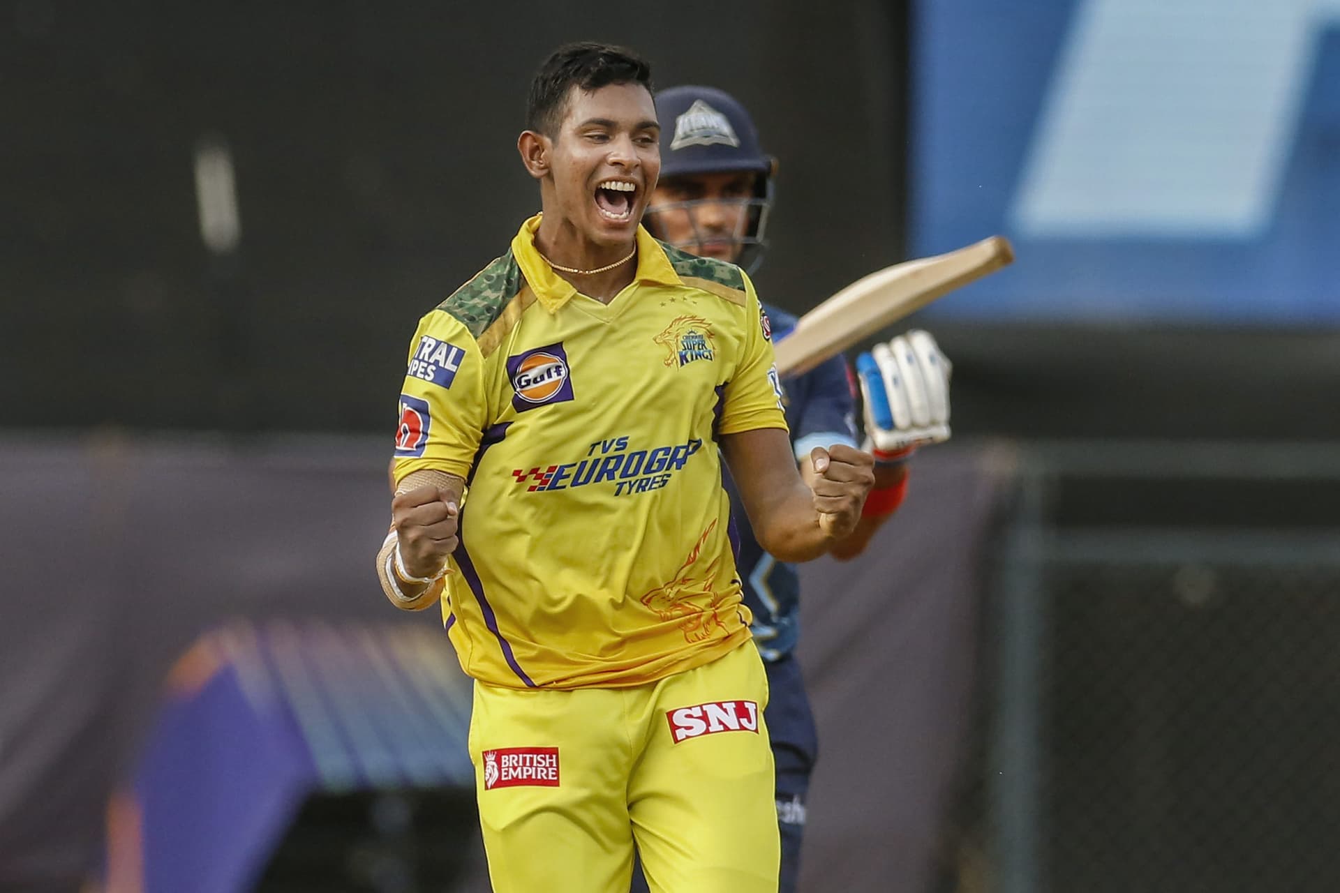IPL 2022: सीएसके की ओर से 'जूनियर मलिंगा' ने किया डेब्यू, गुजरात के खिलाफ मैच में मचाया धमाल