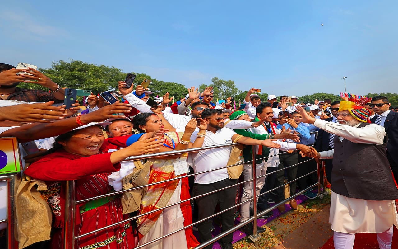 Independence Day Photos: ग्राम प्रधान से लेकर सेंट्रल विस्टा के श्रमिक हुए लालकिला पर आयोजित समारोह में शामिल