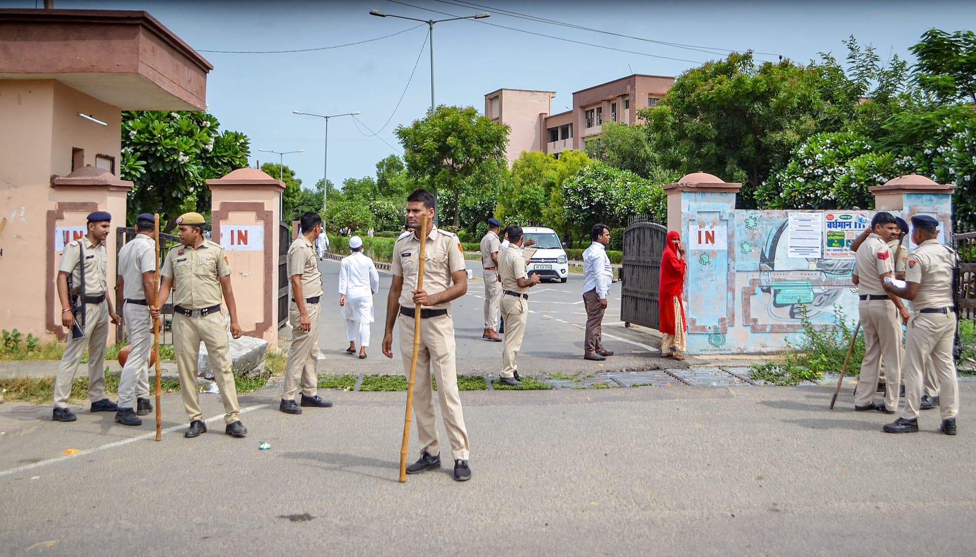 नूंह हिंसा: जानें कौन हैं मामन खान जिनकी गिरफ्तारी के बाद मोबाइल इंटरनेट सेवा कर दी गई सस्पेंड
