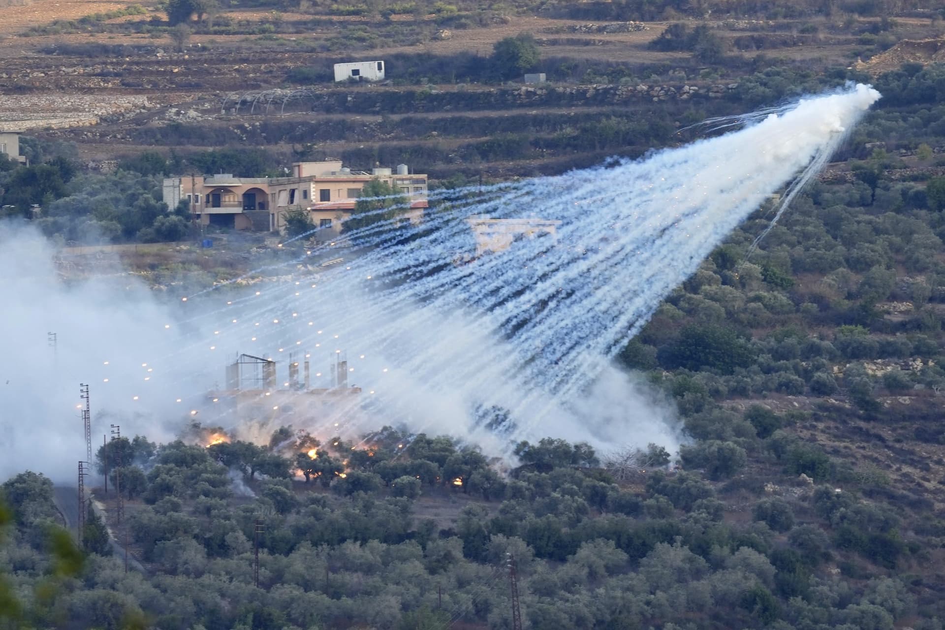 Israel Hamas War: इजराइल और हमास से जुड़े वीडियो शेयर करने से पहले पढ़ें ये खबर, नहीं तो हो जाएगी जेल