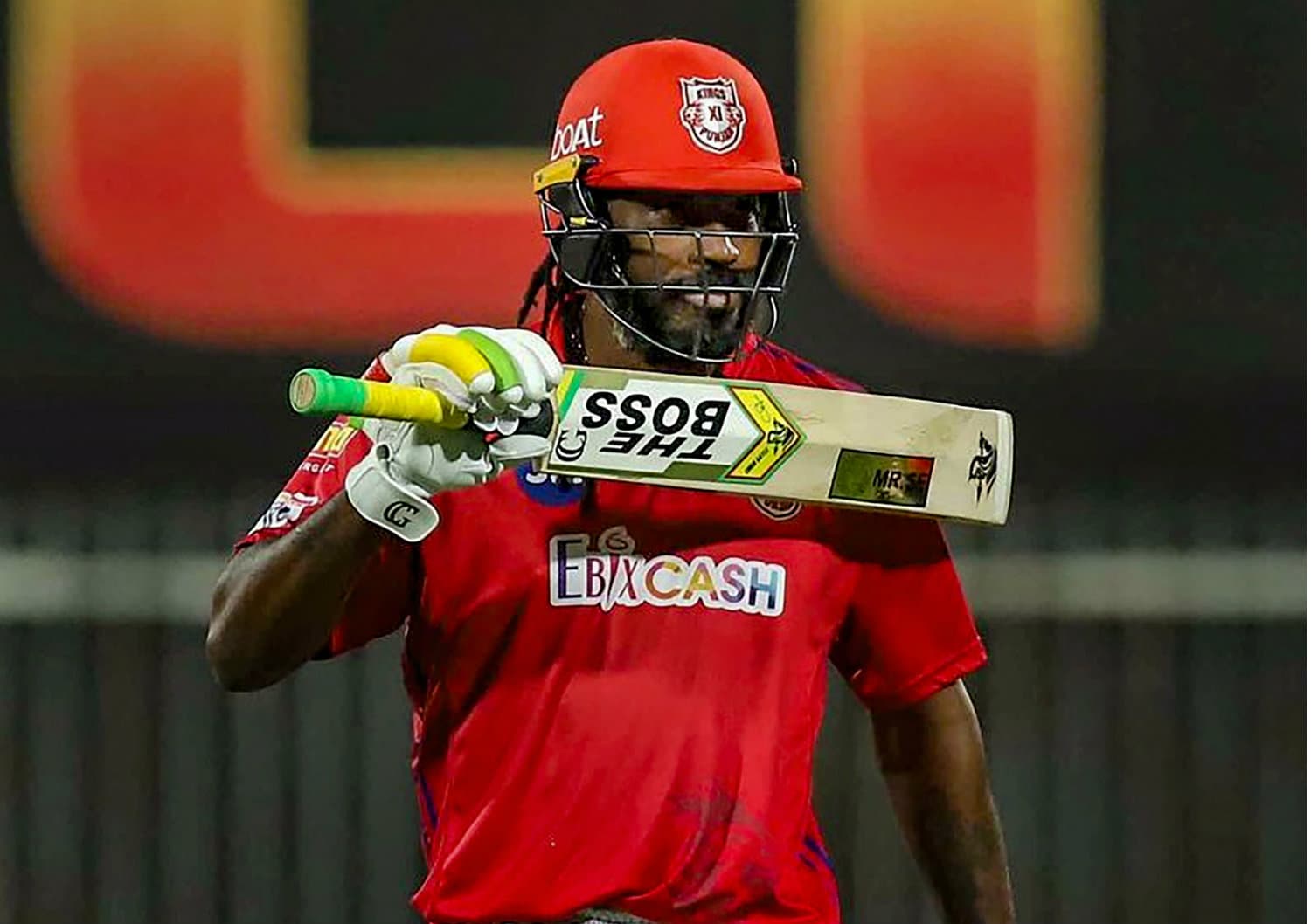 IPL 2020 : टी-20 में केवल चौके-छक्के से 10,000 रन बनाने वाले दुनिया के पहले बल्लेबाज बने क्रिस गेल, अपने नाम किया एक और रिकॉर्ड IPL 2020 : टी-20 में केवल चौके-छक्के से 10,000 रन बनाने वाले दुनिया के पहले बल्लेबाज बने क्रिस गेल, अपने नाम किया एक और रिकॉर्ड