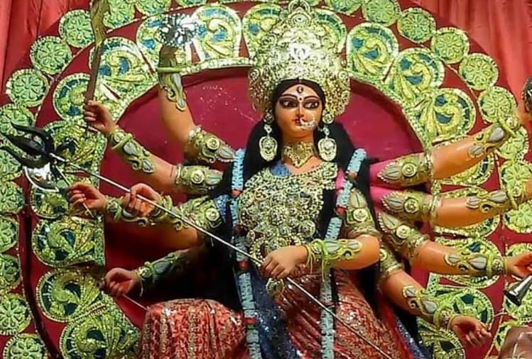 Navratri 2020: कोरोना काल में कैसे मनायी जायेगी दुर्गा पूजा, इन राज्यों ने जारी किया गाइडलाइन