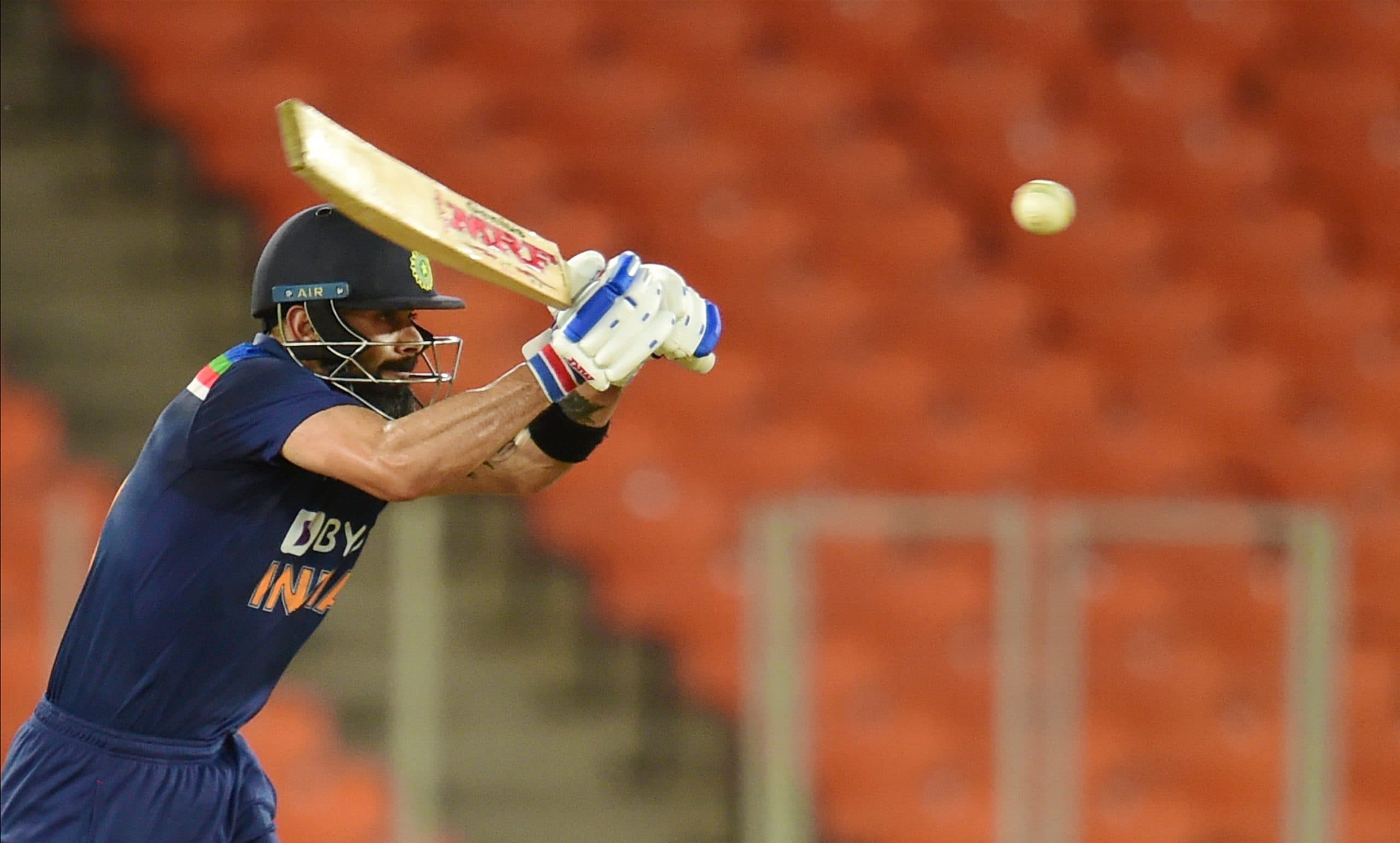 IND vs ENG 3rd T20 : विराट कोहली ने टी20 में बनाया अनोखा रिकॉर्ड, ऐसा करने वाले भारत के पहले और दुनिया के दूसरे कप्तान बने