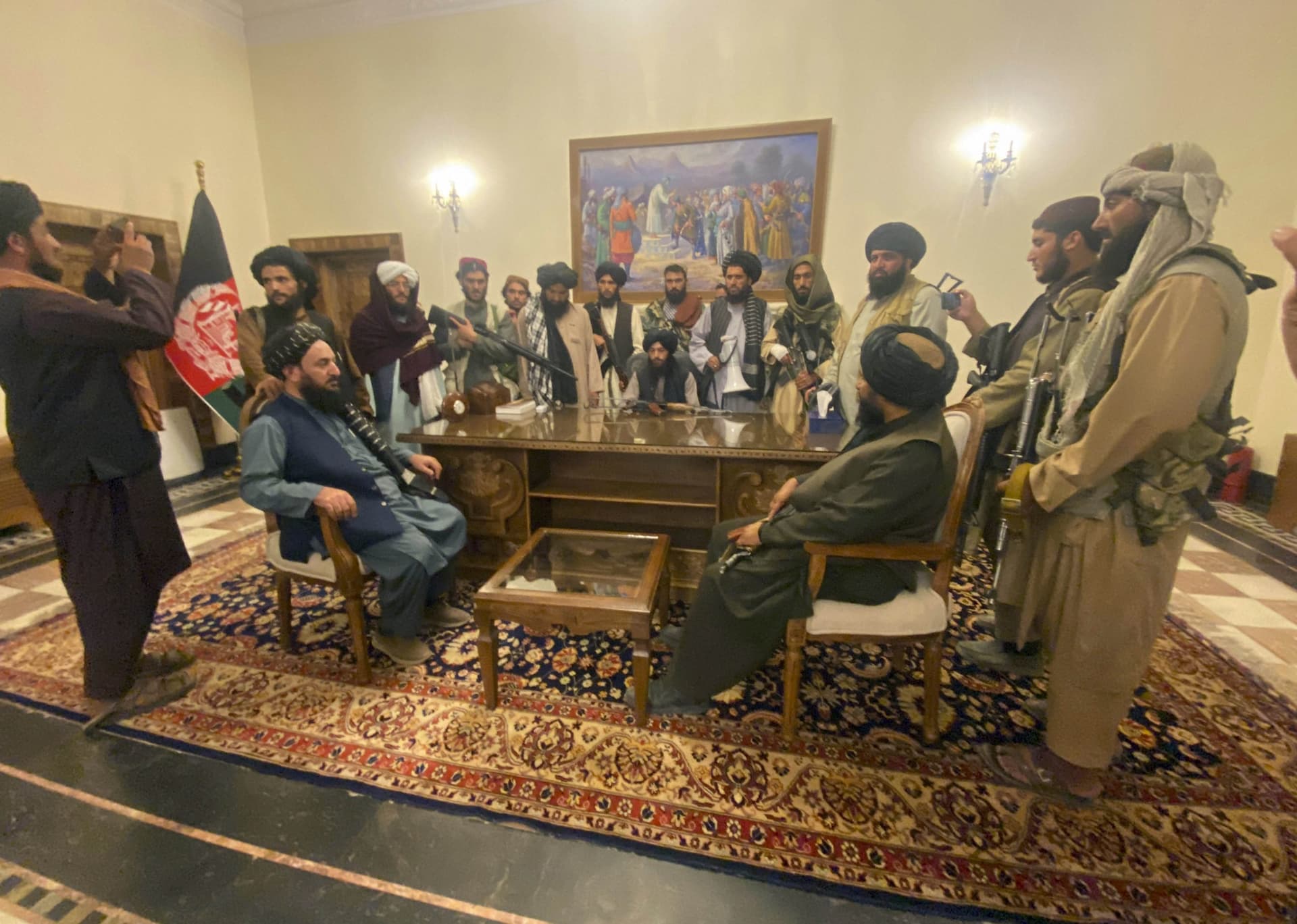 Afghanistan News : अब छात्राओं को तालिबानी सरकार ने विदेश जाने से रोका
