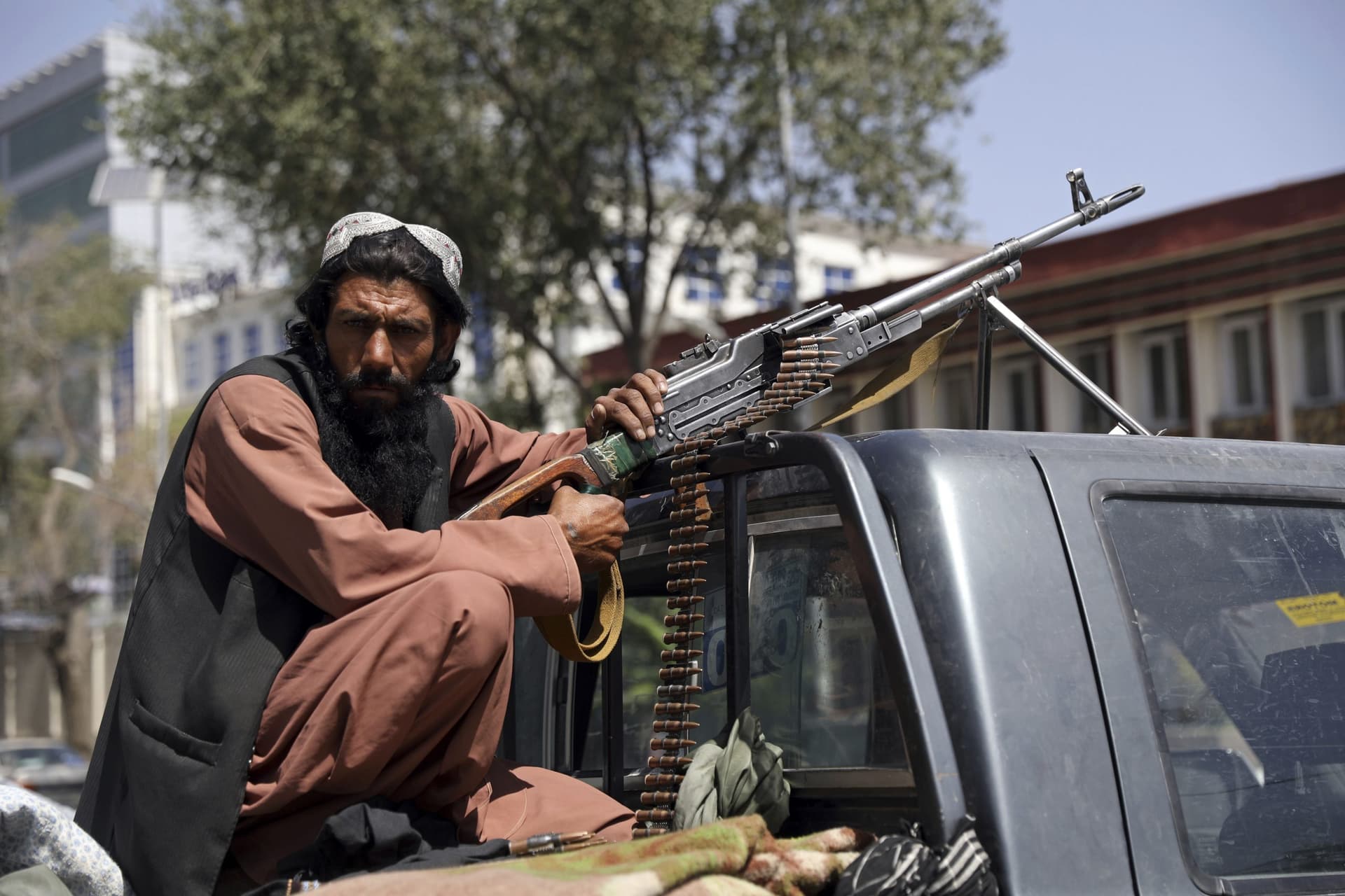 Afghanistan News : 31 अगस्त की अमेरिकी वापसी की डेडलाइन के बाद अफगानों के देश छोड़ने पर सहमत हुआ तालिबान