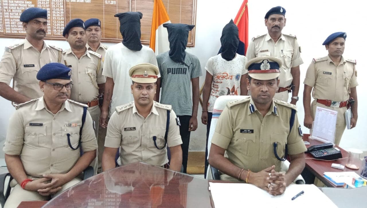 Muzaffarpur में स्मैक के नशे में मांगी थी कपड़ा कारोबारी से रंगदारी, जानें अपराधियों ने क्या किया खुलासा