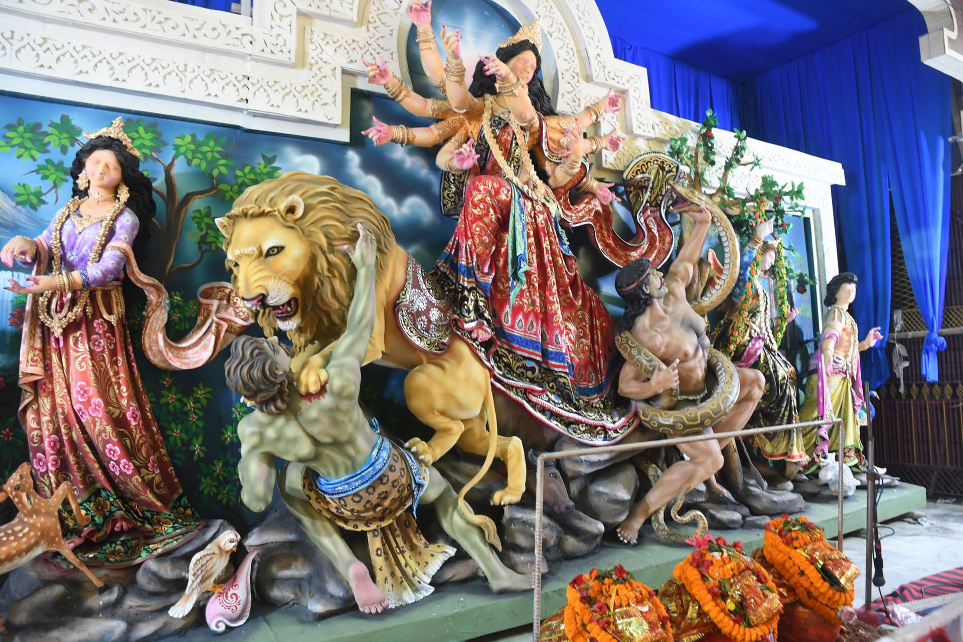 पटना में 1893 से हो रही है दुर्गा की पार्थिव प्रतिमा की पूजा, जानें 100 साल से अधिक पुरानी समितियों का इतिहास