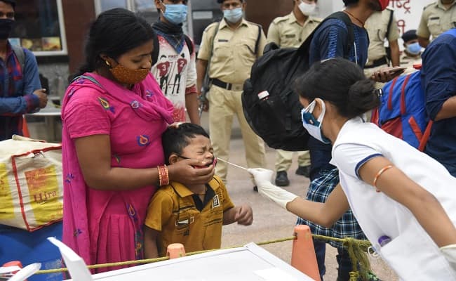 Bihar Corona News: बिहार में कोरोना के 7870 नये मरीज, एक दिन में हुई 34 मौतें, कंट्रोल रूम बनाकर स्वास्थ्य विभाग ने लिए ये फैसले...