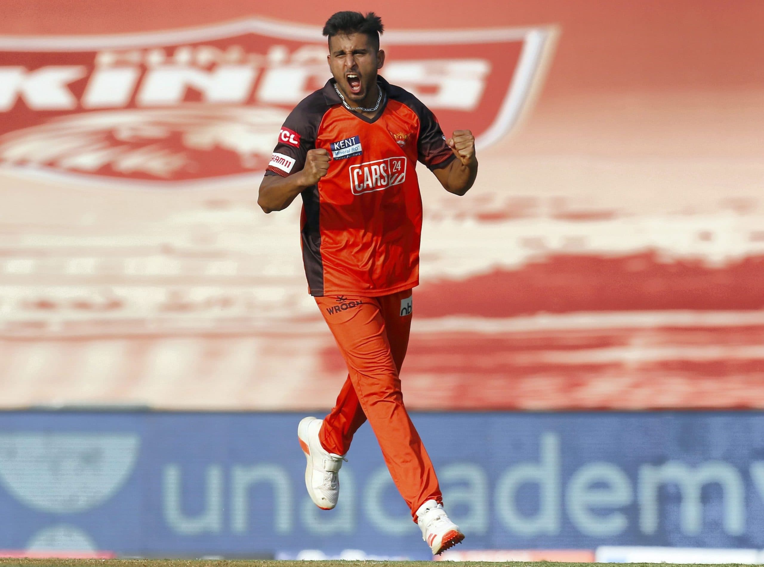 IPL 2022: उमरान मलिक को पहली बार देखा तो वकार यूनुस की याद आ गयी, पूर्व भारतीय क्रिकेटर ने की जमकर तारीफ