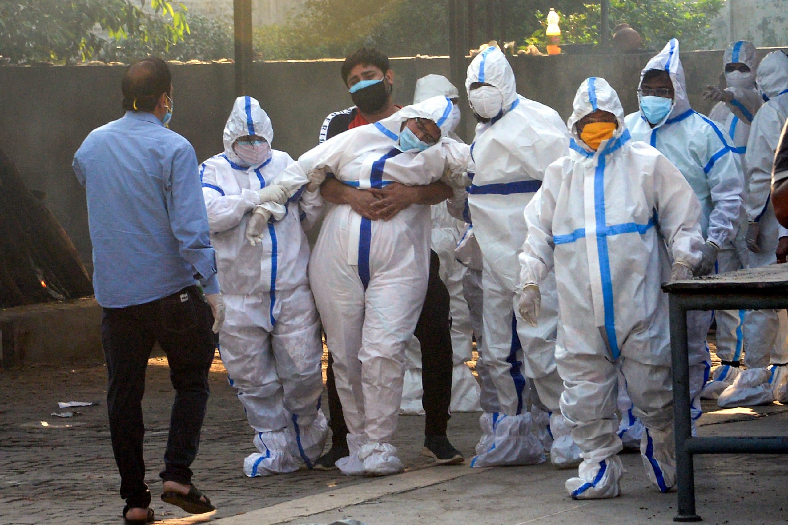 Coronavirus India UPDATES : ब्लैक फंगस के मरीजों के लिए हरियाणा के सभी मेडिकल कॉलेजों में 20-20 बेड के वार्ड तैयार