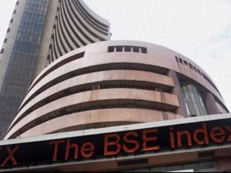 Share Market: शेयर बाजार ने रचा इतिहास, पहली बार सेंसेक्स 50 हजार के पार