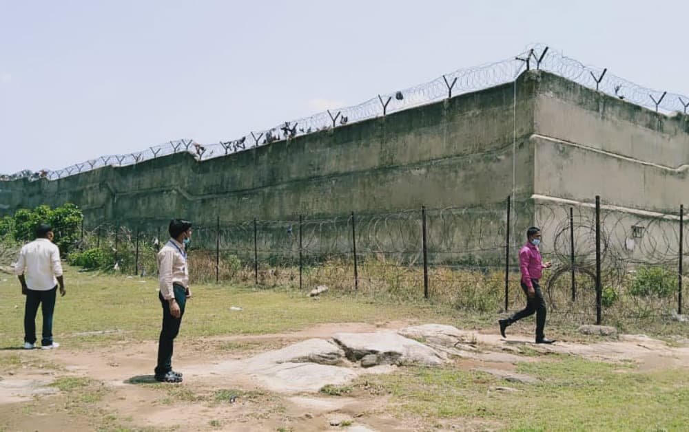 गुमला के रिमांड होम से दीवार फांदकर भागे 5 बालबंदी, 4 दुष्कर्म व 1 अपहरण का है आरोपी