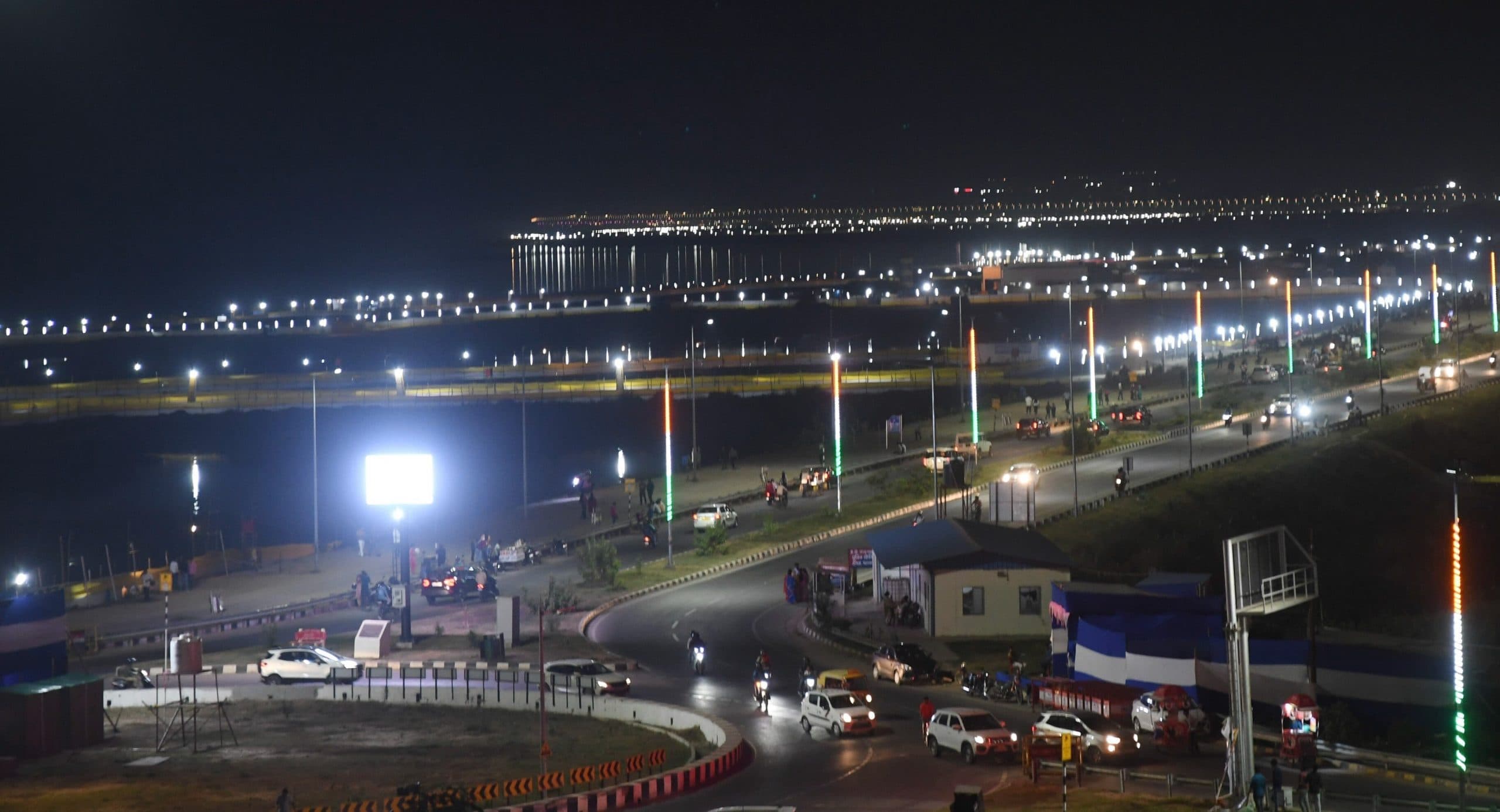 Chhath Puja 2023: छठ घाटों पर उमड़ेगा आस्था का सैलाब, आज अस्ताचलगामी और कल उदीयमान सूर्य को अर्घ देंगे व्रती