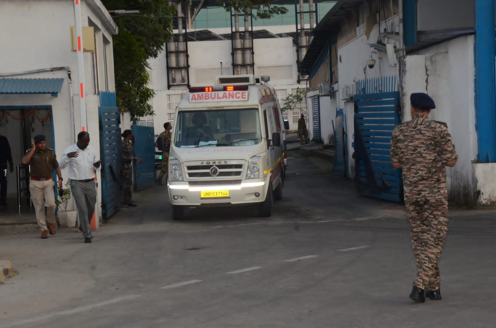 झारखंड : आईईडी ब्लास्ट में एक साल में 4 जवान व 10 ग्रामीणों की मौत, 29 पुलिसकर्मी व सात ग्रामीण घायल