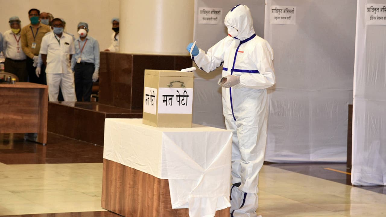 Bihar Election 2020: कोरोना काल में बिहार चुनाव को लेकर निर्वाचन आयोग की बड़ी तैयारी, इन दिक्कतों को कैसे किया दूर?