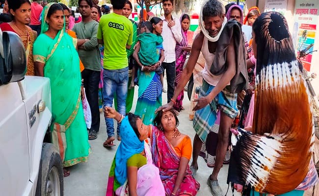 मातम में बदली खुशियां, डोली उठाने से पहले उठी अर्थी