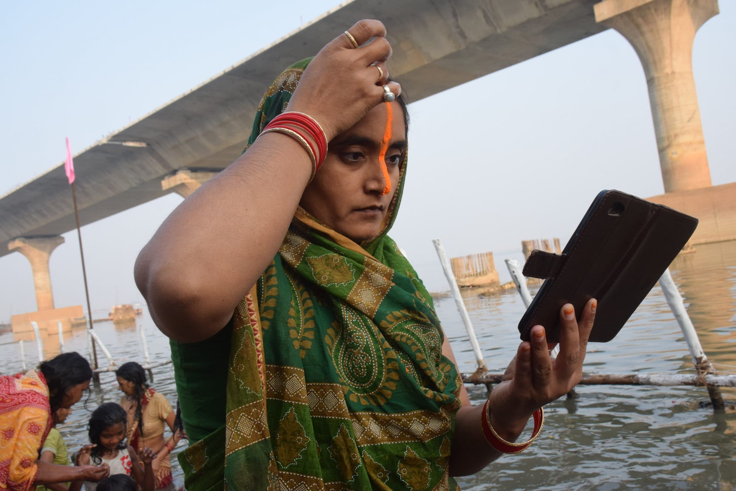 Chhath 2020: घाट गंगा और शहर पटना, घाट-घाट छठ की छटा, खरना पर अद्भुत आस्था का अलौकिक नजारा