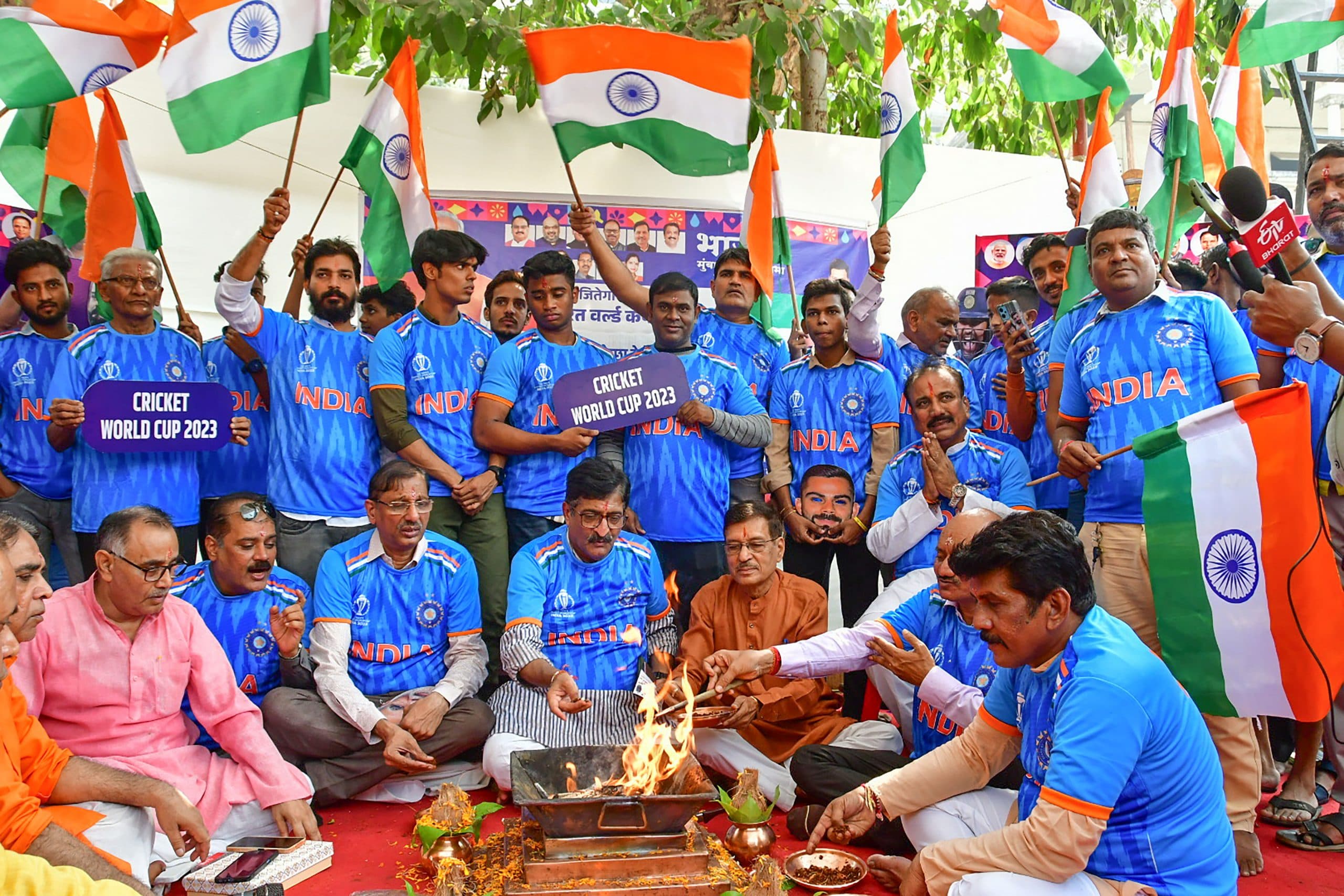 Cricket World Cup 2023: टीम इंडिया को वर्ल्ड चैंपियन बनाने के लिए देशभर में हवन-पूजन, देखें तस्वीरें