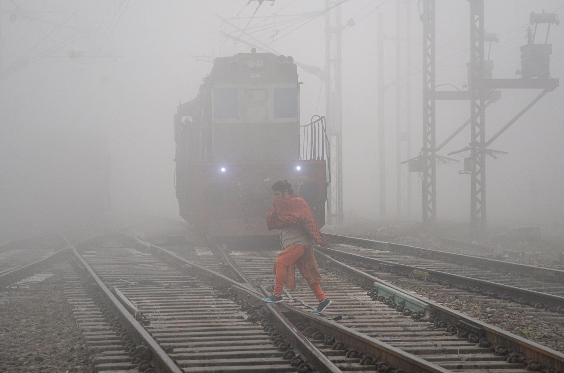 Weather Forecast Update : झारखंड में अभी ठंड से राहत नहीं, देश के कई इलाकों में बारिश का अलर्ट, जानें अन्य राज्यों का हाल