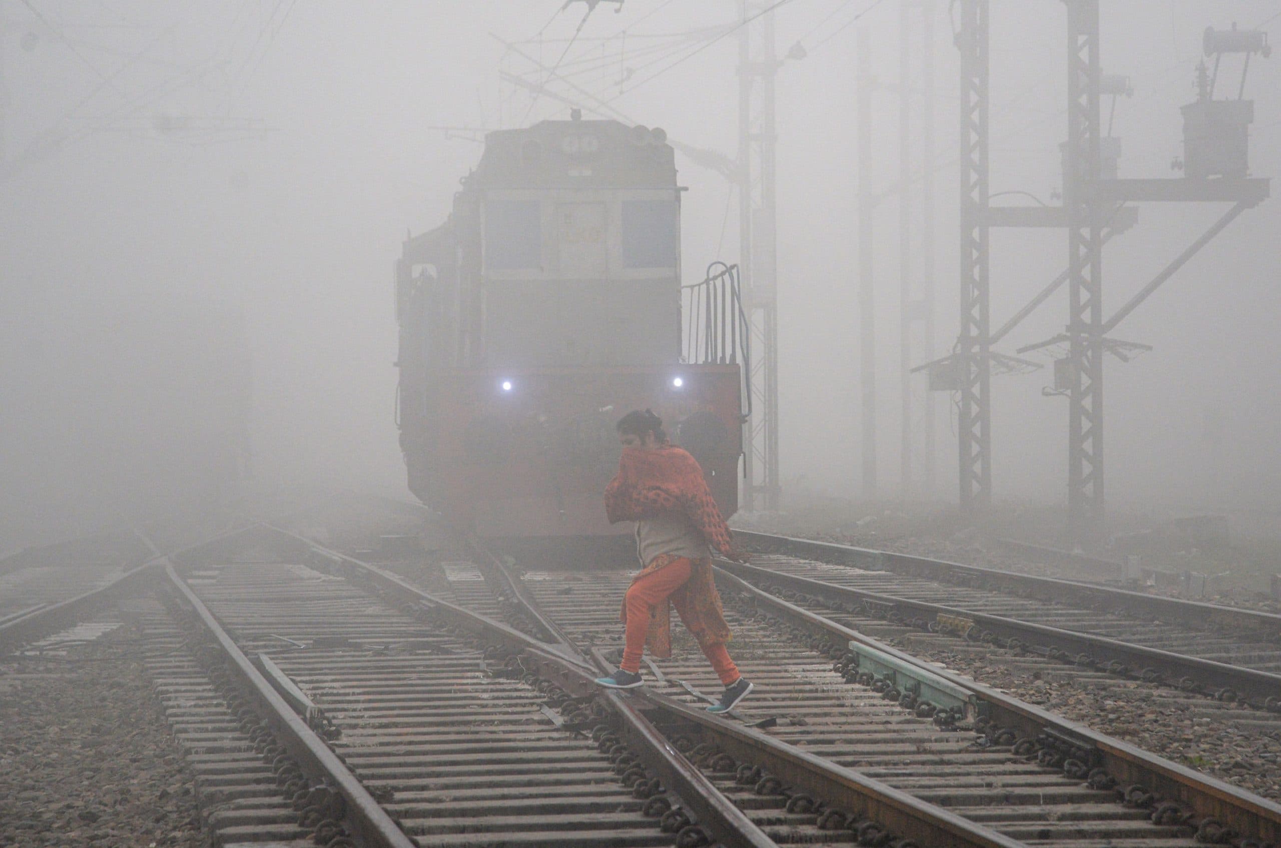 Weather Forecast Update : झारखंड में अभी ठंड से राहत नहीं, देश के कई इलाकों में बारिश का अलर्ट, जानें अन्य राज्यों का हाल