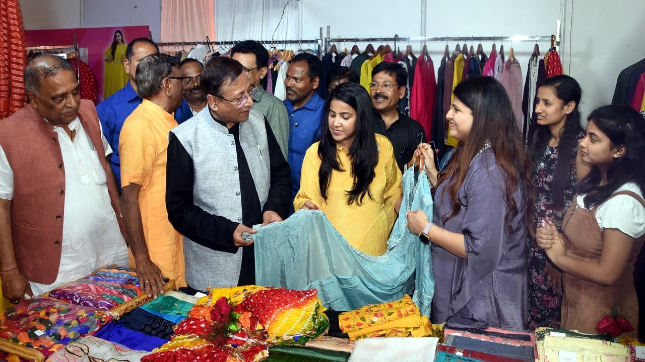 बिहार में बहार है! उद्योग मंत्री ने बताया छह माह में बिहार में लगी 16000 उद्योग, रोजगार के अवसर भी बढ़े