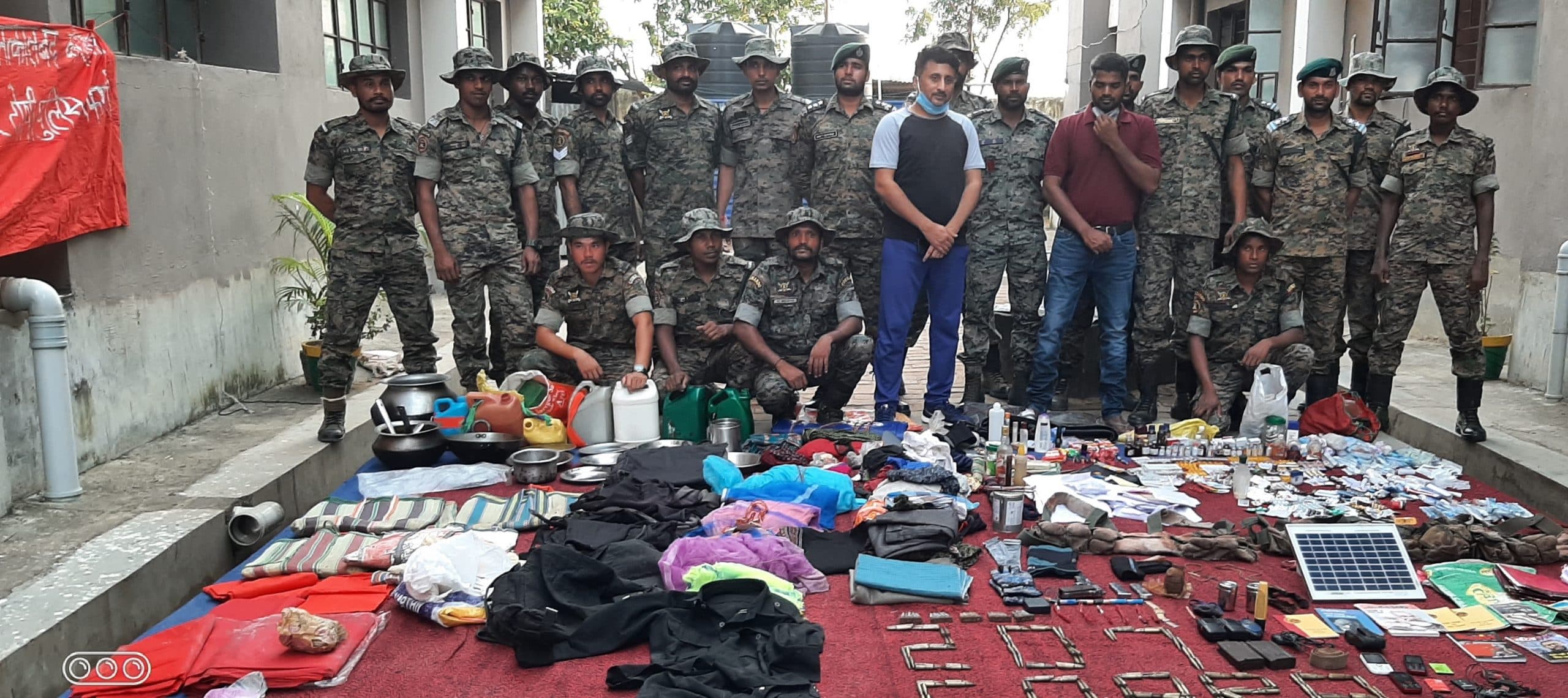 विधानसभा चुनाव में खलल डालने की थी पूरी तैयारी, भारी मात्रा में बरामद हुआ नक्सल सामान