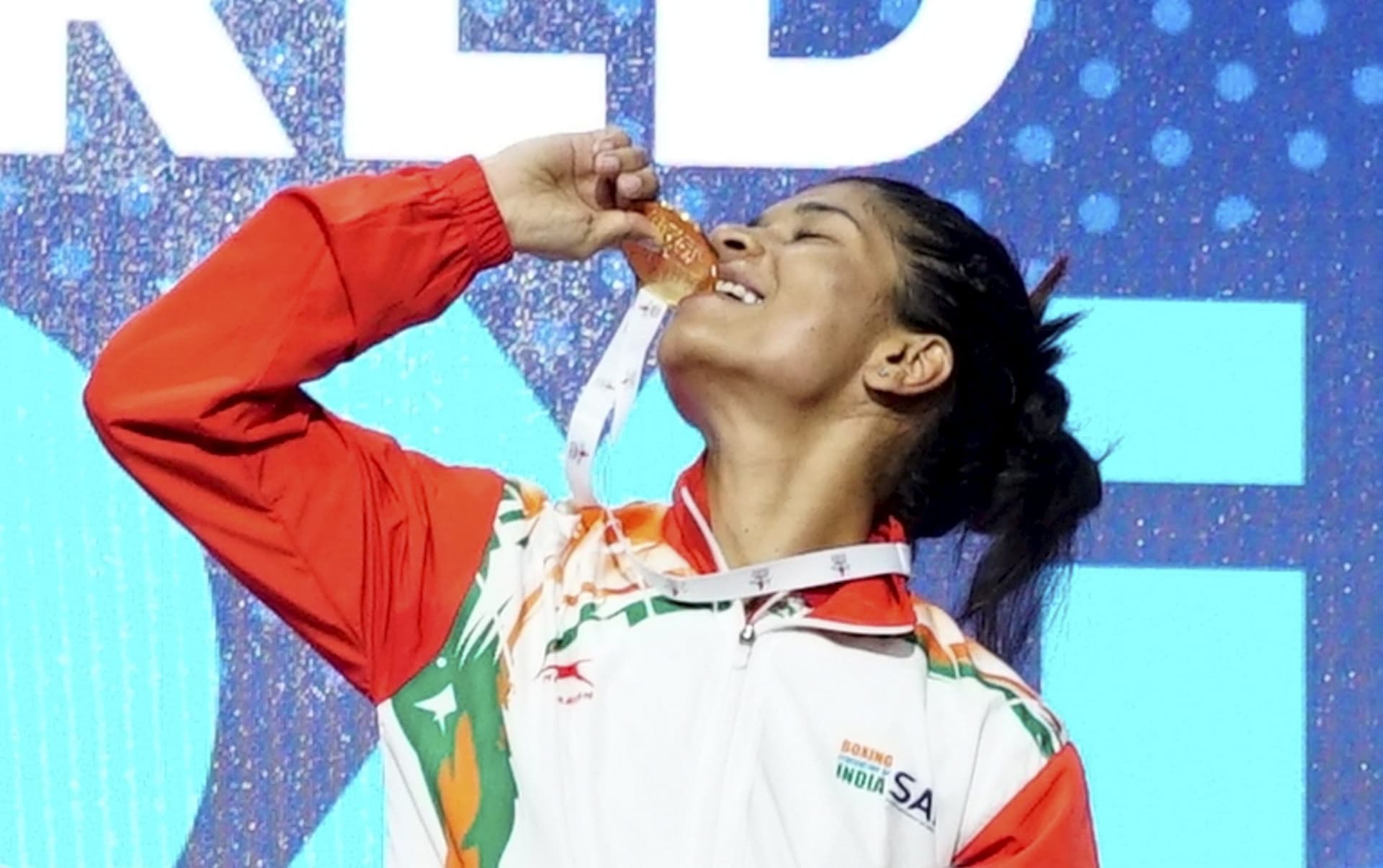 CWG: किसी एक समुदाय का नहीं, देश का प्रतिनिधित्व करती हूं, भारतीय मुक्केबाज निकहत जरीन का बेबाक जवाब CWG: किसी एक समुदाय का नहीं, देश का प्रतिनिधित्व करती हूं, भारतीय मुक्केबाज निकहत जरीन का बेबाक जवाब