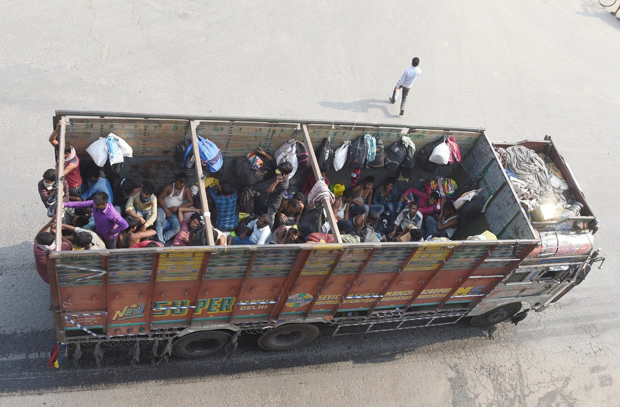 लॉकडाउन के बाद से 19 मई तक सड़क दुर्घटनाओं में 438 लोगों की मौत, जानें इसमें से कितने हैं प्रवासी मजदूर