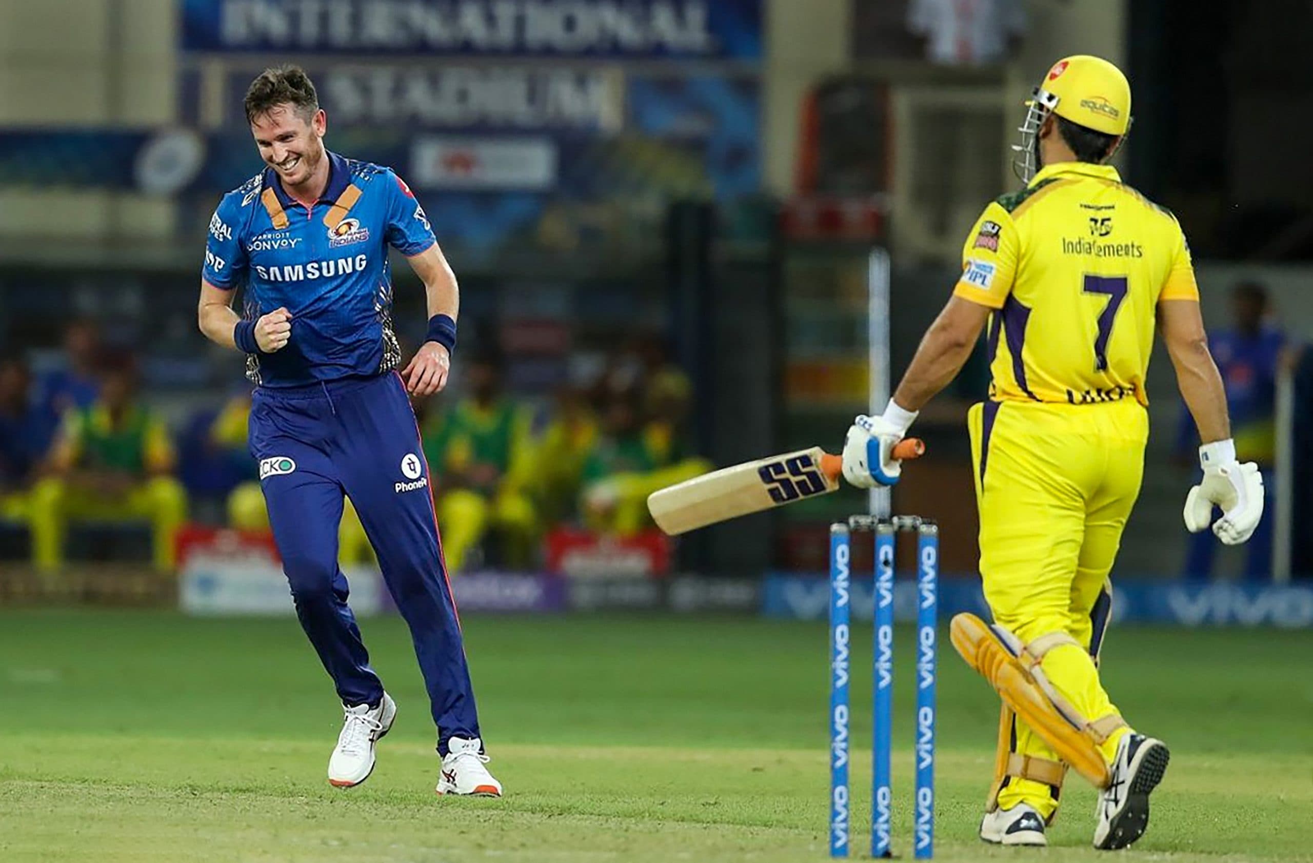 IPL 2021: बड़ी जीत दर्ज कर धोनी की सीएसके प्वाइंट टेबल में पहुंची टॉप पर, जानें बाकी टीमों का हाल