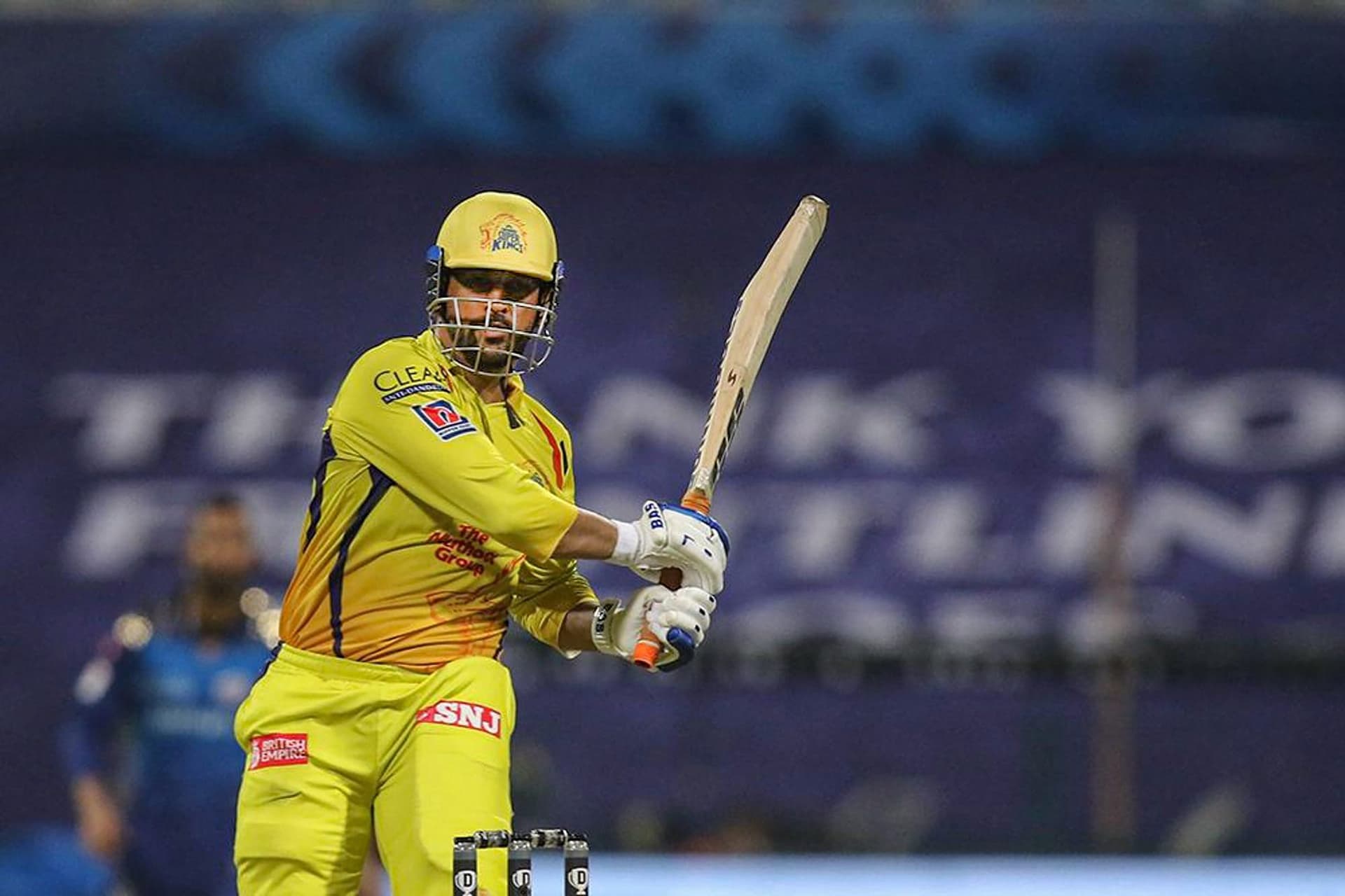 IPL 2021: CSK का विजय रथ रोकने इस प्लेइंग इलेवन के साथ उतरेगी हैदराबाद की टीम! धोनी की प्लेऑफ पर निगाहें