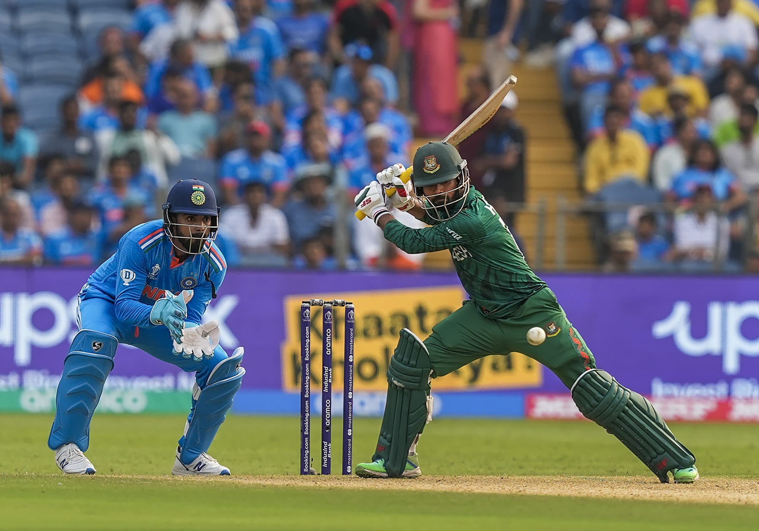 IND vs BAN: बांग्लादेश का यह फैन है भारतीय टीम का जबर्दस्त प्रशंसक, रोहित से मिलकर हुआ भावुक