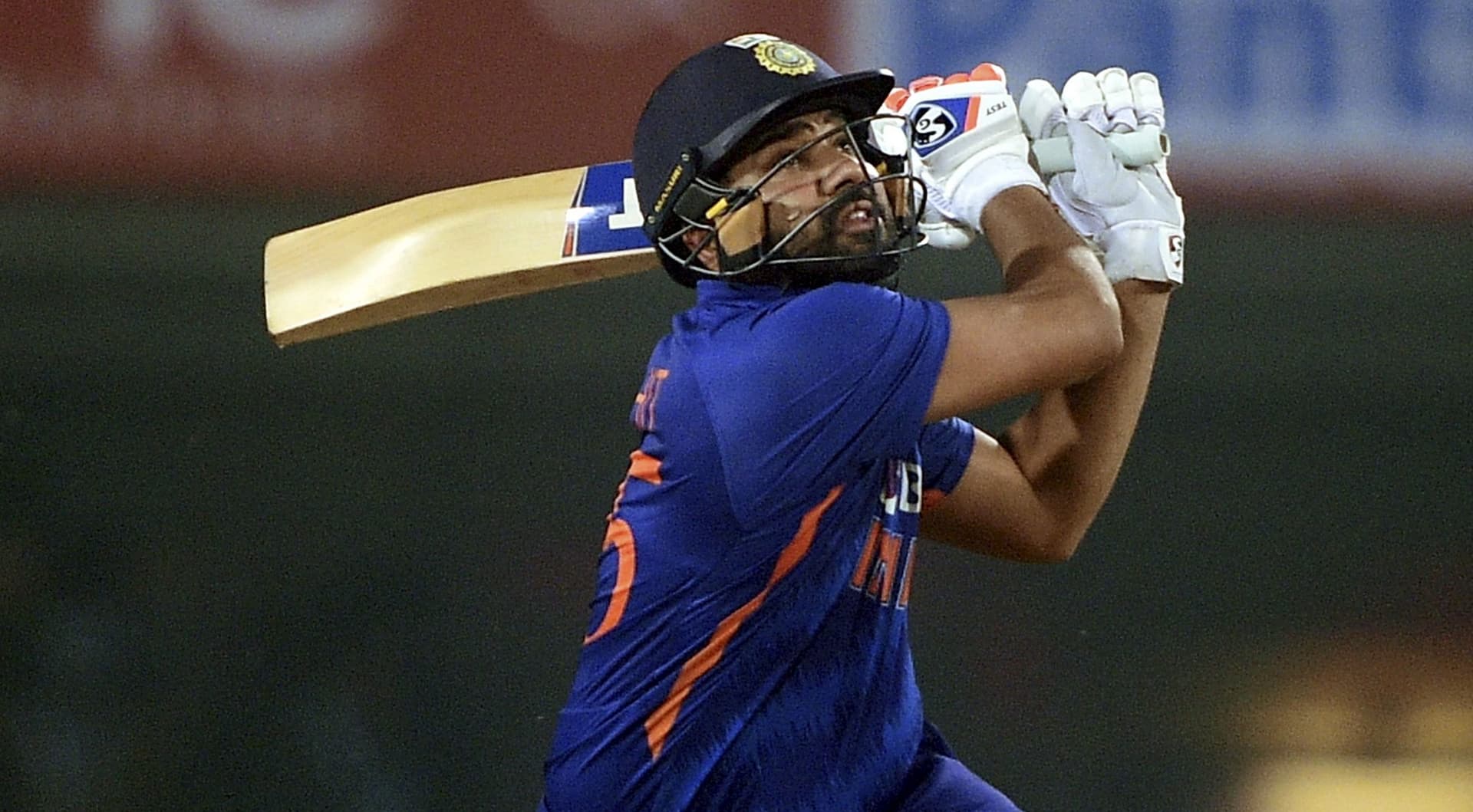 India vs South Africa: कप्तान बनने के बाद रोहित शर्मा ने शुरू की तैयारी, शेयर किया प्रैक्टिस का वीडियो