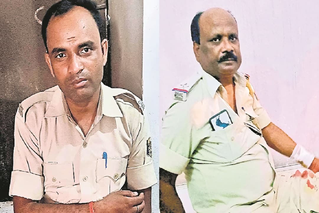 पूर्वी चंपारण में शराब को ले छापामारी करने गयी पुलिस पर ग्रामीणों का हमला, 12 घायल