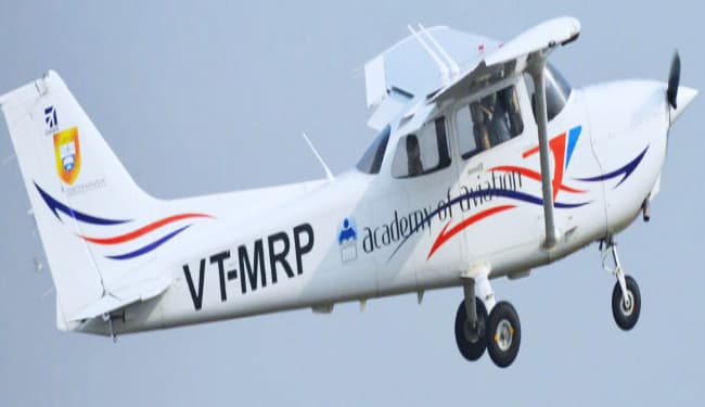 महाराष्ट्र के NMIMS एकेडमी ऑफ एविएशन का विमान दुर्घटनाग्रस्त, प्रशिक्षक की मौत पर केंद्रीय मंत्री ने जताया शोक