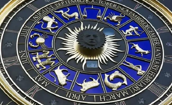 Rashifal: इन पांच राशियों के लोगों को पैसों की नहीं रहती कभी कमी, जानिए इनकी क्या है खूबियां...