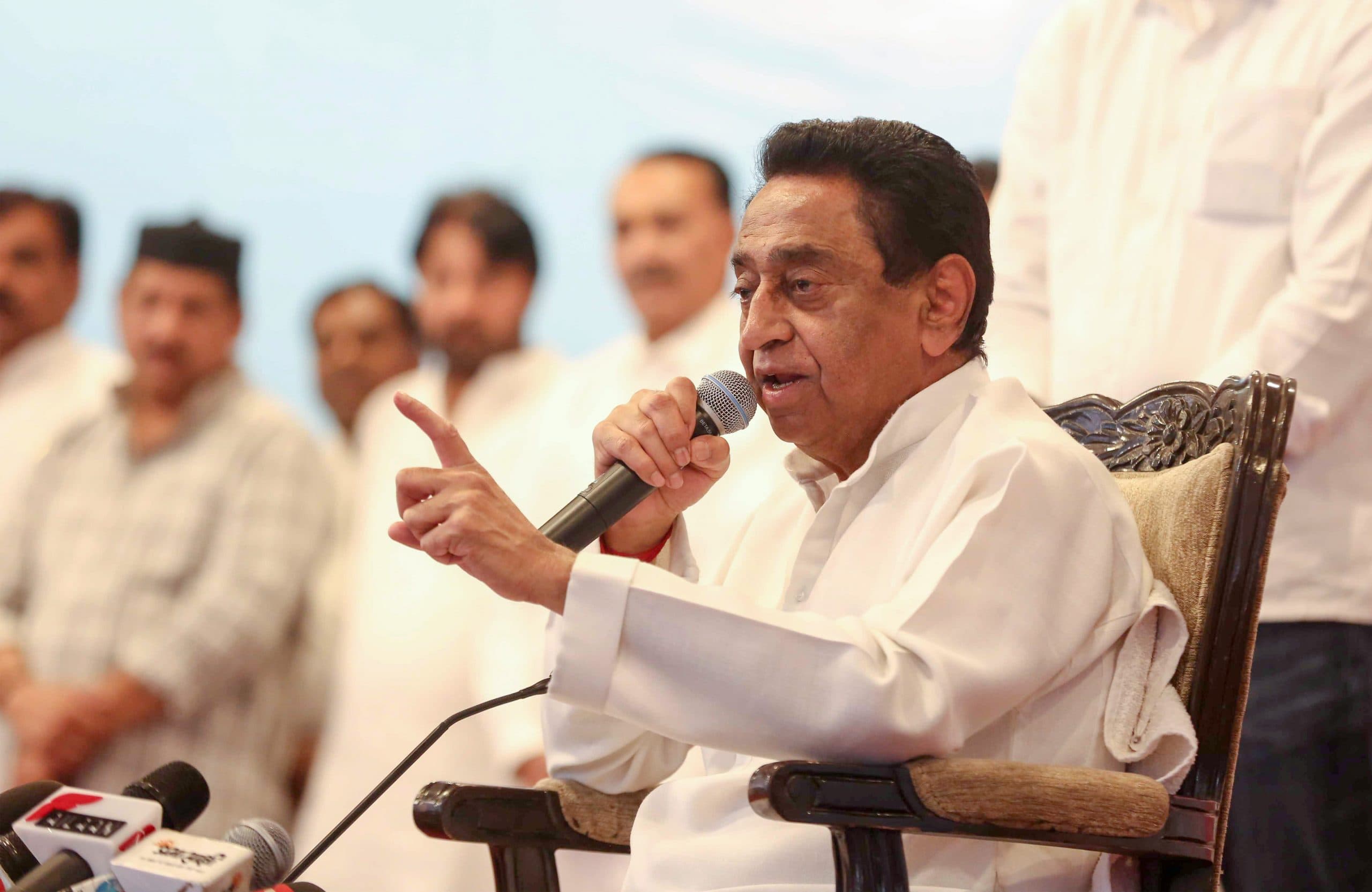 मध्यप्रदेश : कमलनाथ और दिग्विजय के पुत्रमोह में मात्र 460 दिन बाद हाथ से निकल गयी 15 साल बाद मिली सत्ता