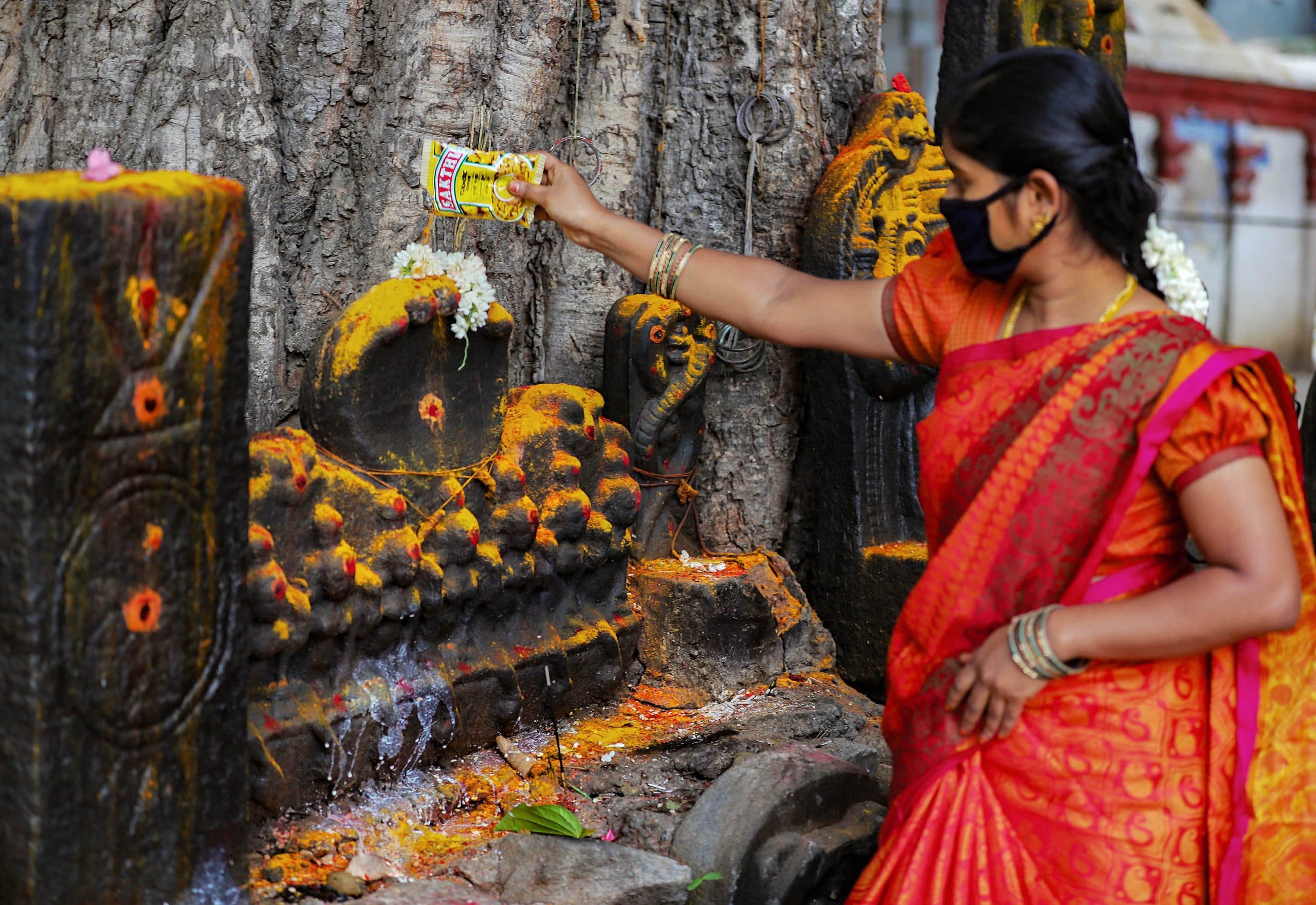 Life Mantra 2021: नए साल में इन उपायों से मुश्किल आसान, बिजनेस में सफलता, आर्थिक परेशानी होगी दूर