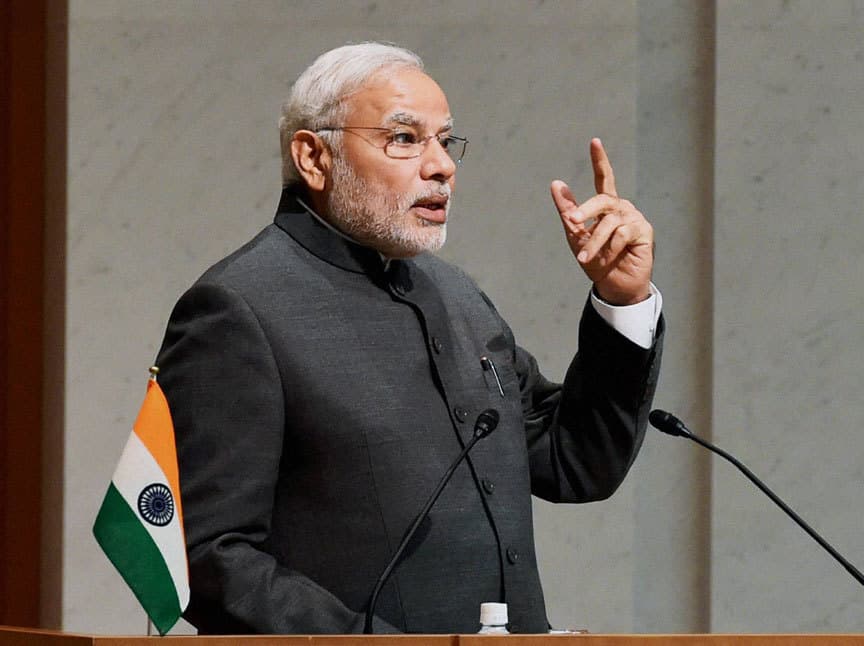 महाराष्ट्र में मोदी करेंगे 25 रैलियां, उद्धव ने ली चुटकी