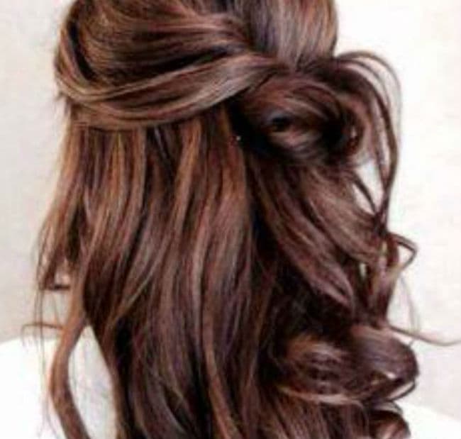 इस तरह से लाएं बालों में नयी जान