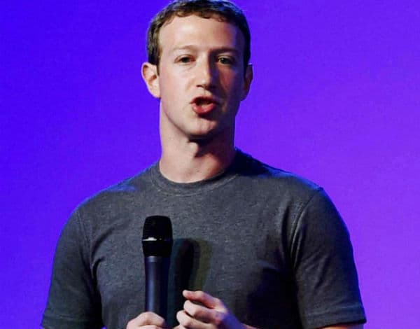 Ebola से निपटने के लिए Facebook के Founder जुकरबर्ग ने दिया 2.5 करोड़ डालर दान