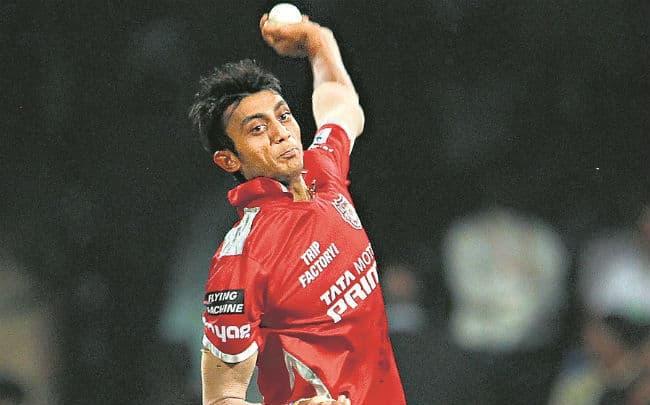 अक्षर पटेल की टीम इंडिया में वापसी, अश्विन को फिर से किया गया नजरअंदाज