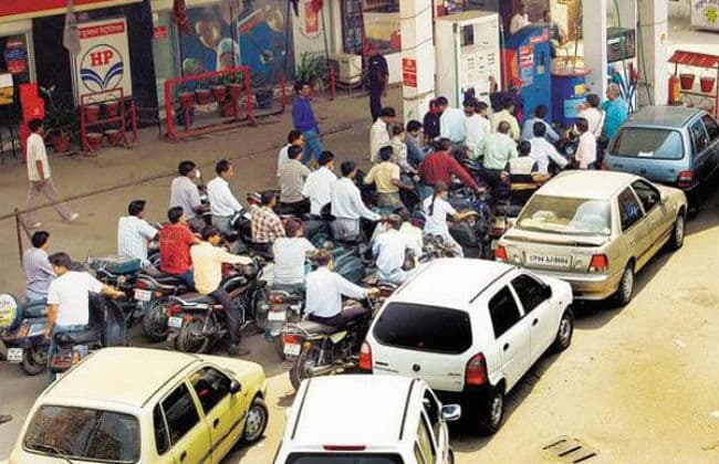 दीवाली से पहले 2 से 3 रुपये कम हो सकते हैं डीजल के दाम