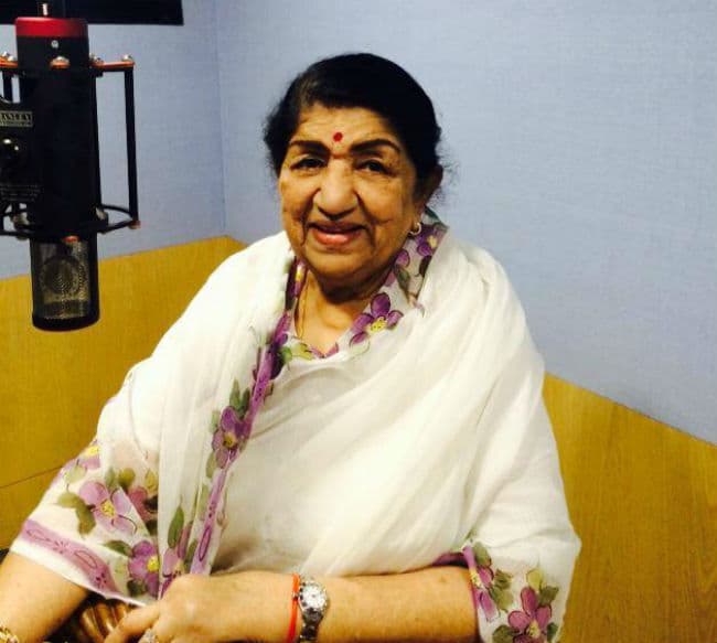 टोरंटो में लता ने गाया था अंग्रेजी गाना ''यू नीडेड मी''