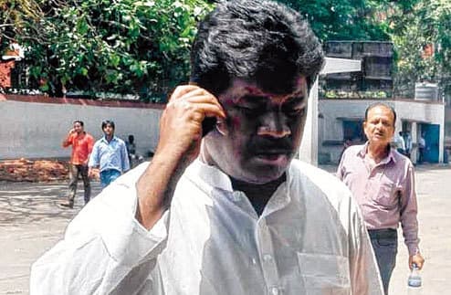 नेशनल गेम घोटाला : स्क्वैश कोर्ट निर्माण के टेंडर में बड़ी गड़बड़ी, बंधु ने दी थी सहमति