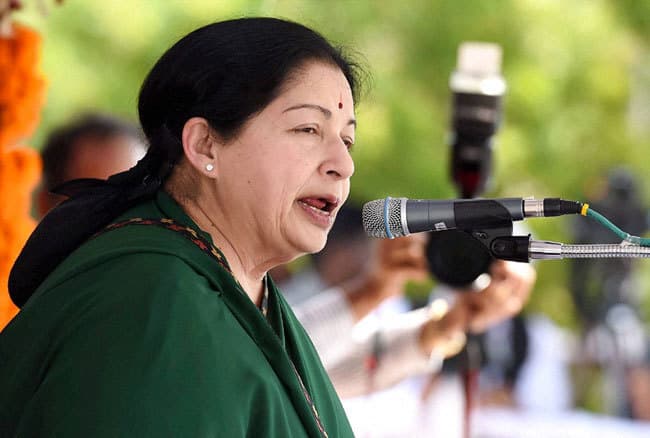 जयललिता ने रजनीकांत और मेनका को धन्यवाद दिया