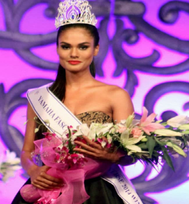 बेंगलूर की नोयोनिता बनीं मिस दीवा यूनिवर्स