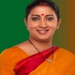 स्मृति ईरानी ने अमेठी की जनता को दिया दीवाली का तोहफा
