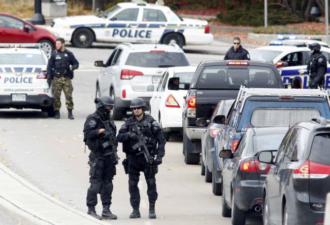 संसद पर हुए हमले के बाद प्रधानमंत्री स्टीफन हार्पर ने कहा, कनाडा कभी नहीं डरेगा