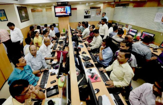 तेजी पर लगा ब्रेक, सेंसेक्स 98 अंक टूटा, निफ्टी 8000 के नीचे